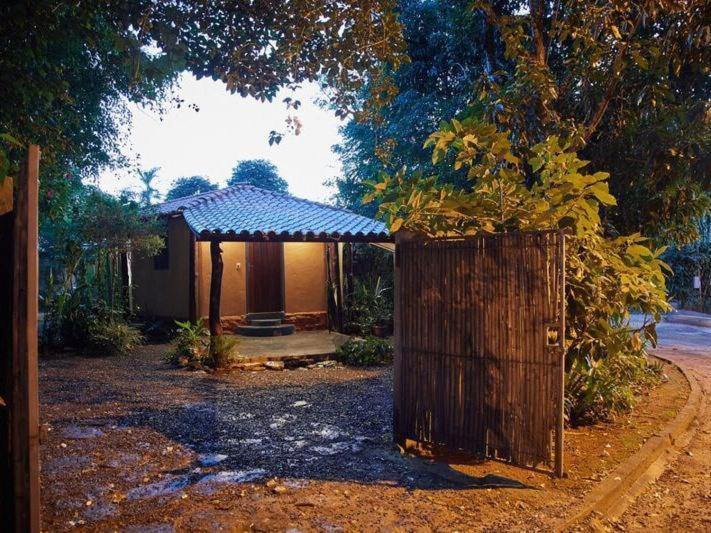 Villa Chale Ipe - Jatoba Alto Paraíso de Goiás Exterior foto